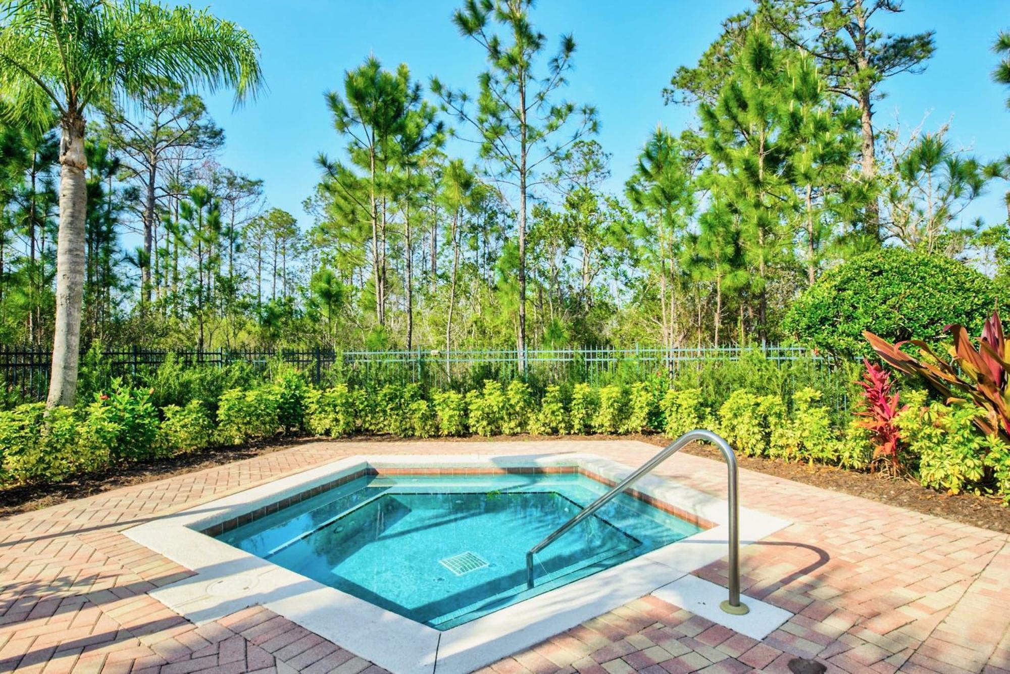 אורלנדו Bright Condo - 2Br With Pool & Hot Tub, Near Disney! מראה חיצוני תמונה